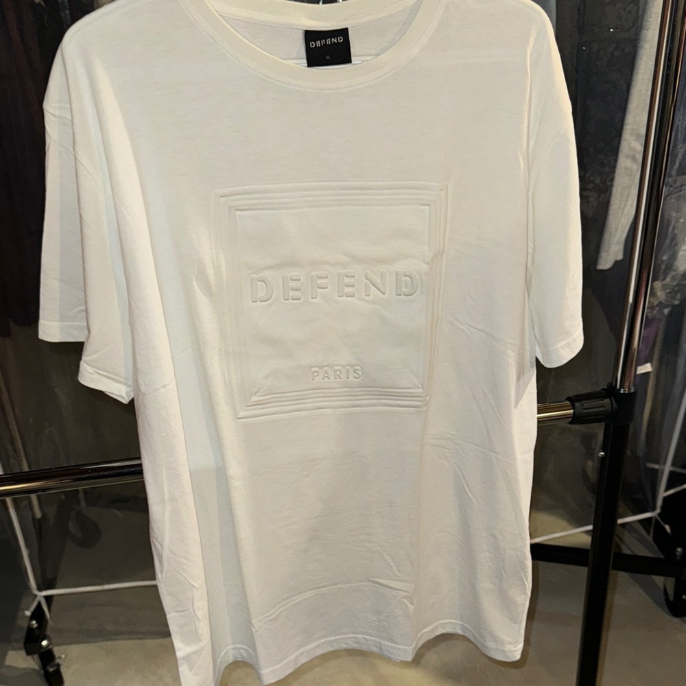 White Men's Short Sleeve Tee